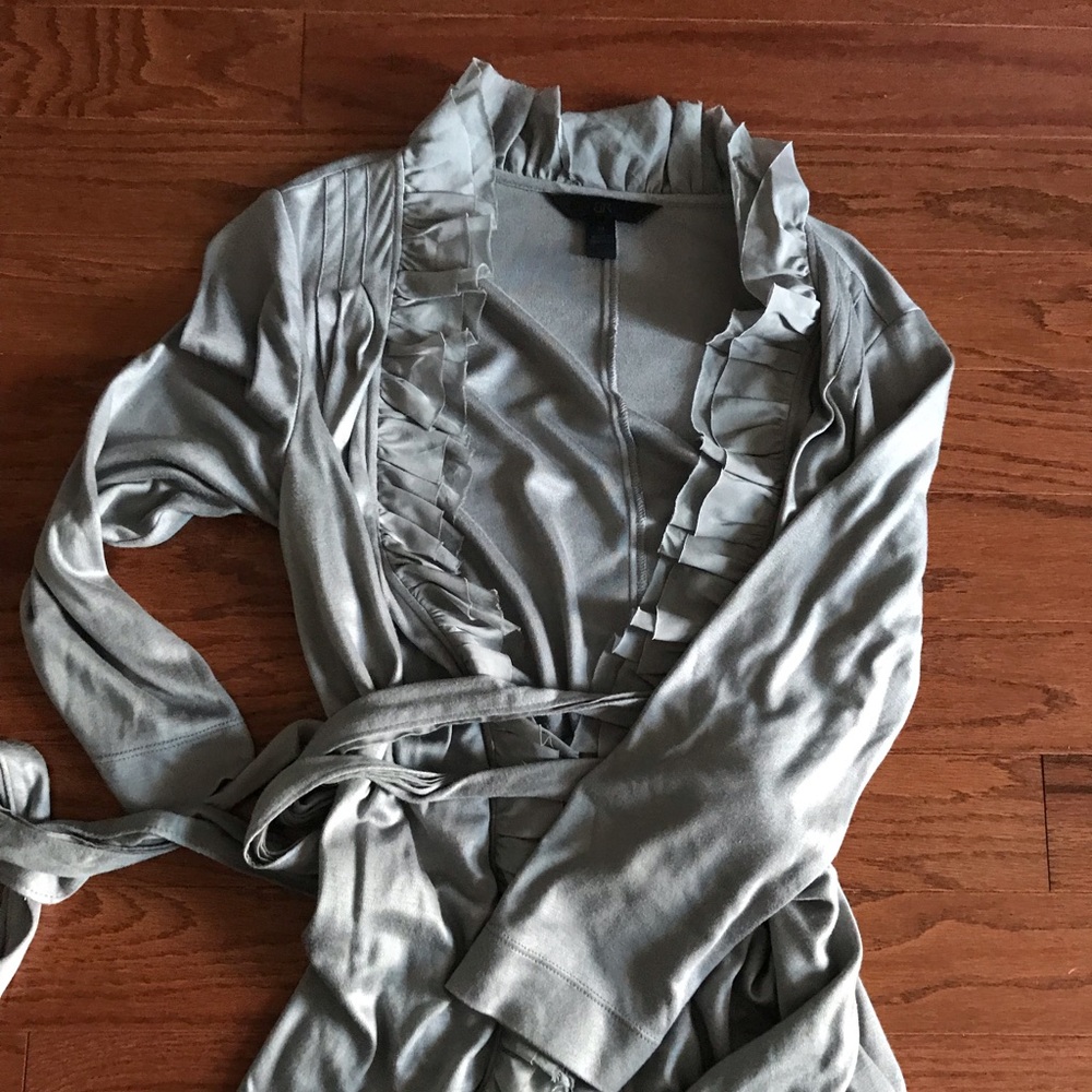BR grey sweater